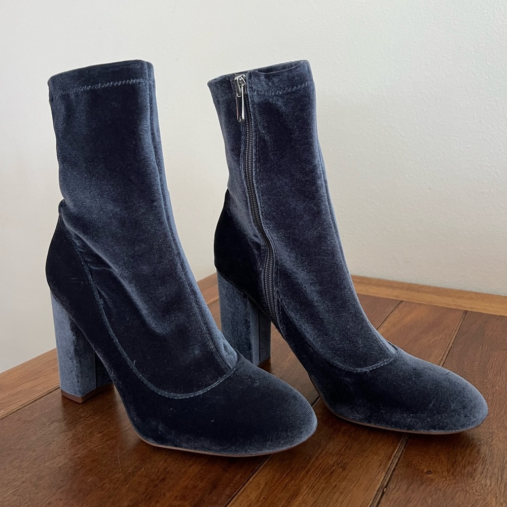 Sam Edelman - Blue Grey Suede Sock Bootie - Size 8